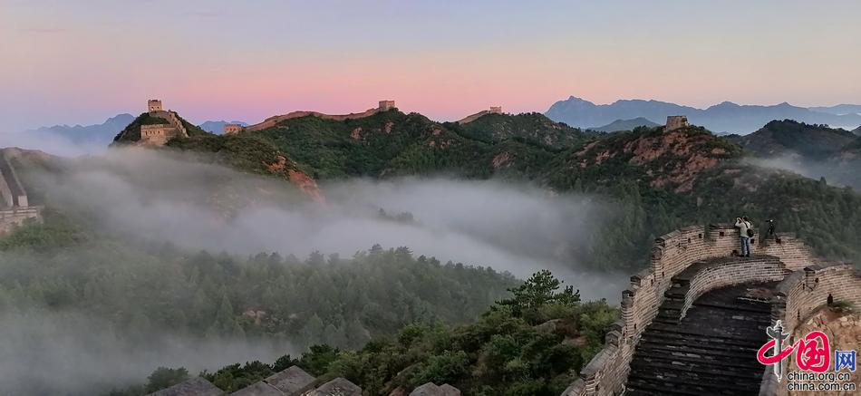 中国旅游日金山岭长城 门票半价 电商网红走进长城