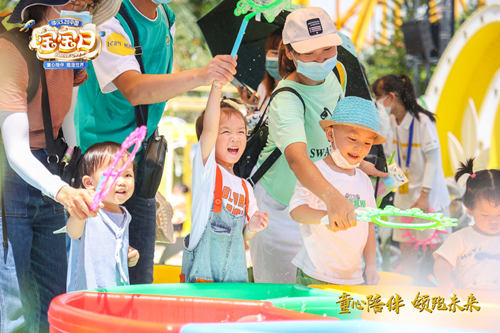 飞鹤发布全球首款有机专利OPO