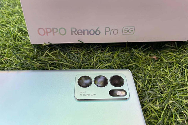 OPPO Reno6 Pro上手体验：AI焕采美妆全面升级 让人看到最美的你