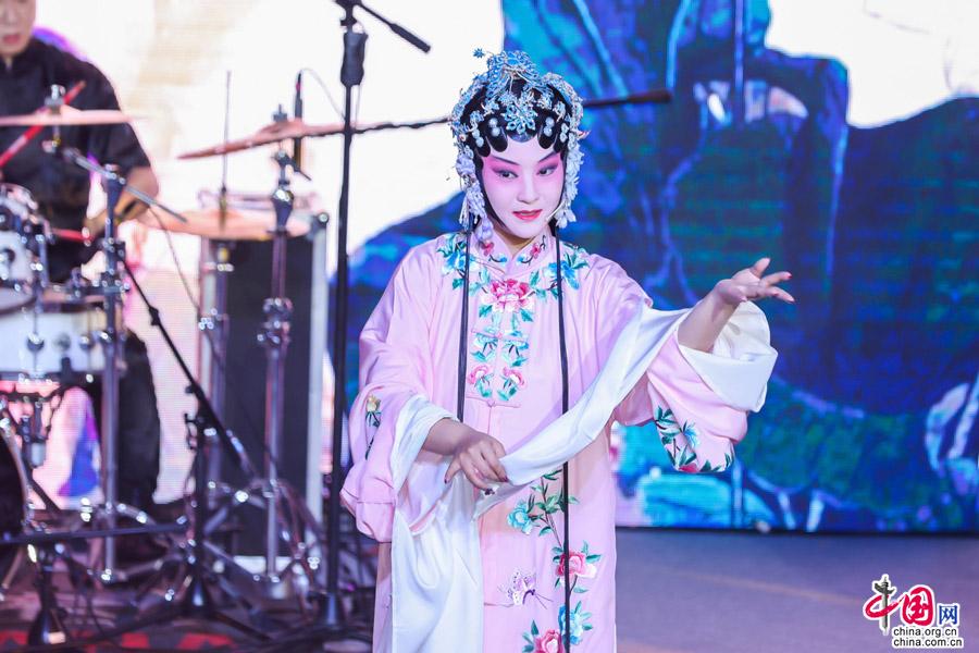 当国风遇见夜周庄 又见千年古镇人间烟火气(图)