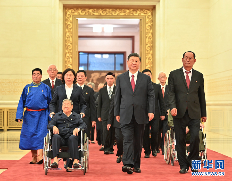 庆祝中国共产党成立100周年“七一勋章”颁授仪式举行
