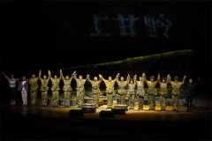 话剧《上甘岭》：为求“真” 演员超强度训练后只分一瓶盖的水
