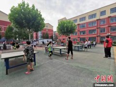 河南浚县：2078名受灾民众的“校园生活”